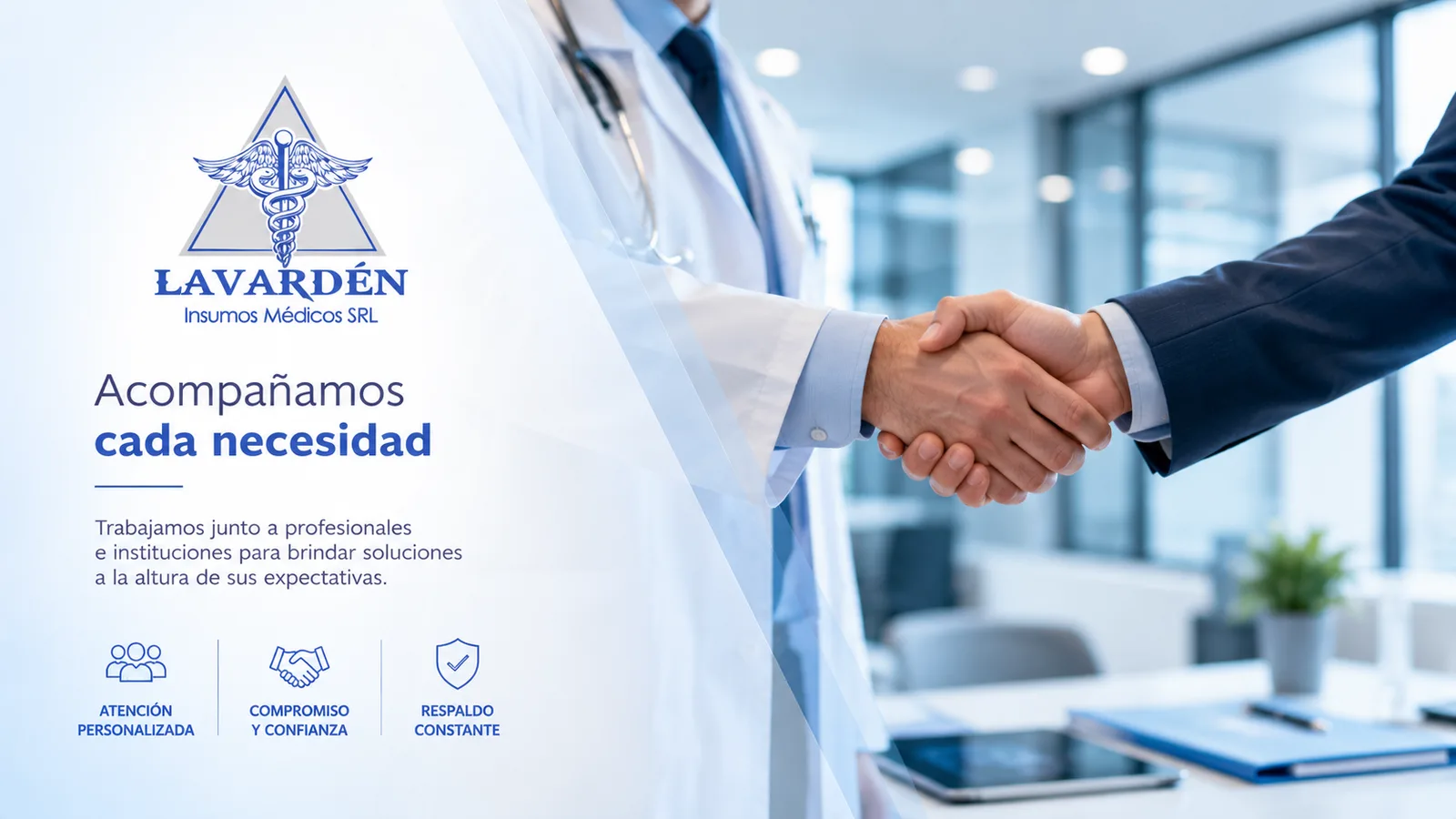 Equipo de Lavardén Insumos Médicos trabajando en el sector de la salud